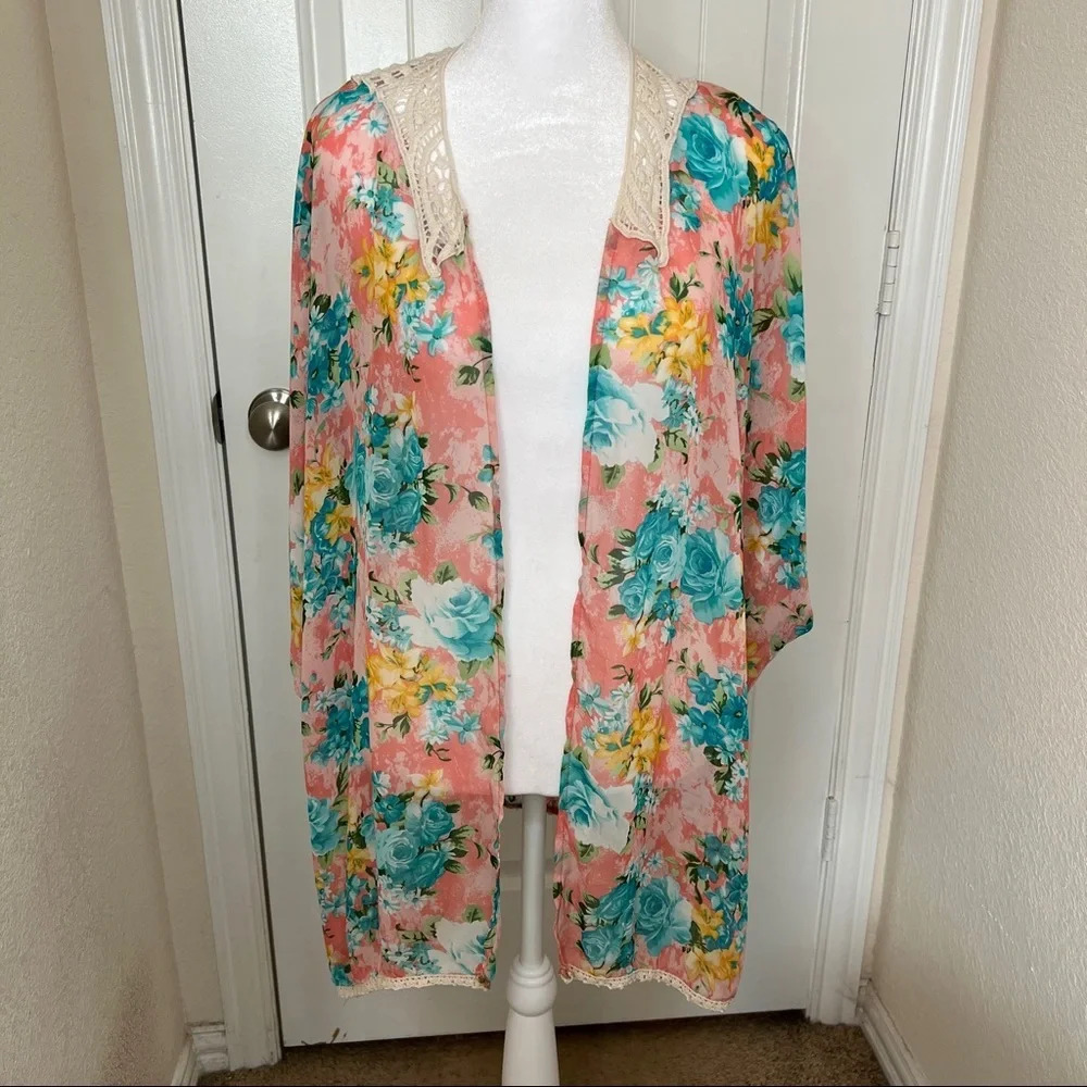 Liberty Love Pink Floral Kimono, Large